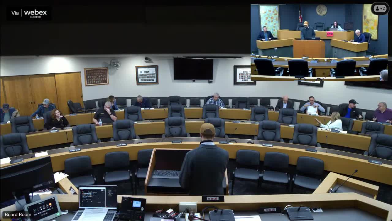 LaSalle County committee approves feral-cat feeding ban, discusses IVAR kennel contract and administrator role