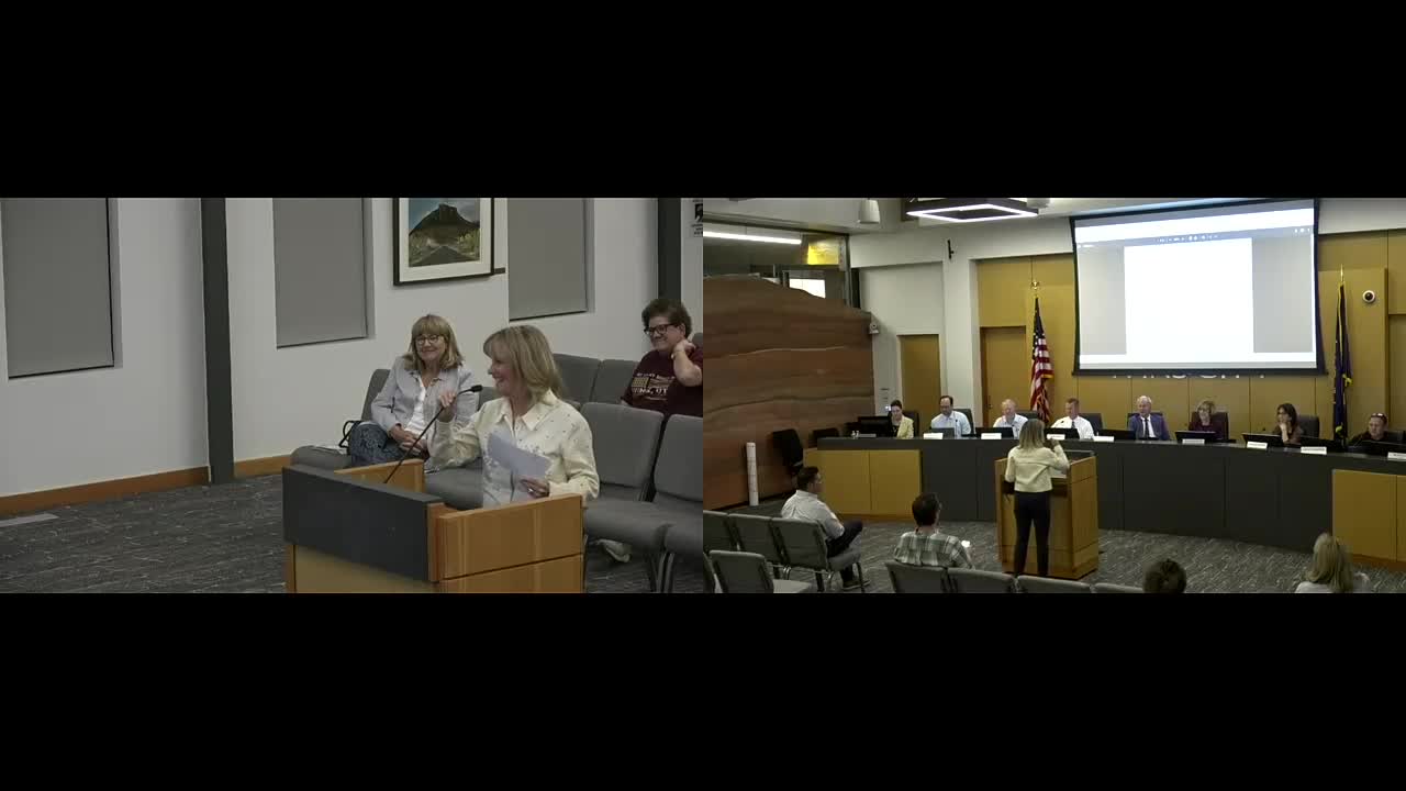 Council amends code to allow one city employee to serve on Arts Commission