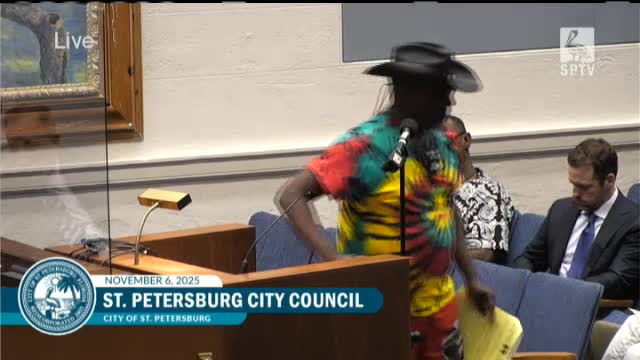 Resident charges city with repeated public‑records violations during open forum