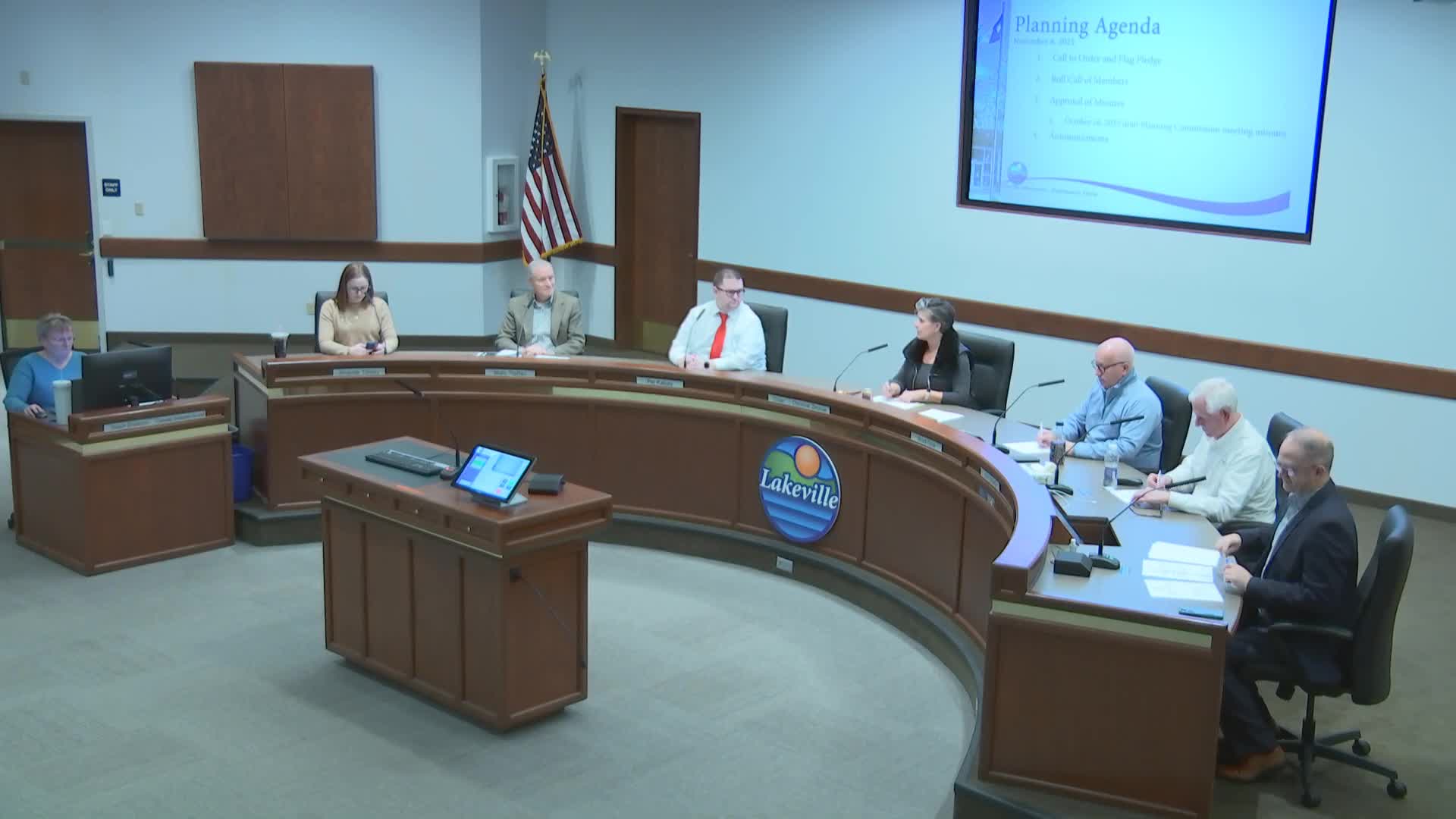 Lakeville planning panel backs permit for large accessory buildings at 16415 Klamath Trail