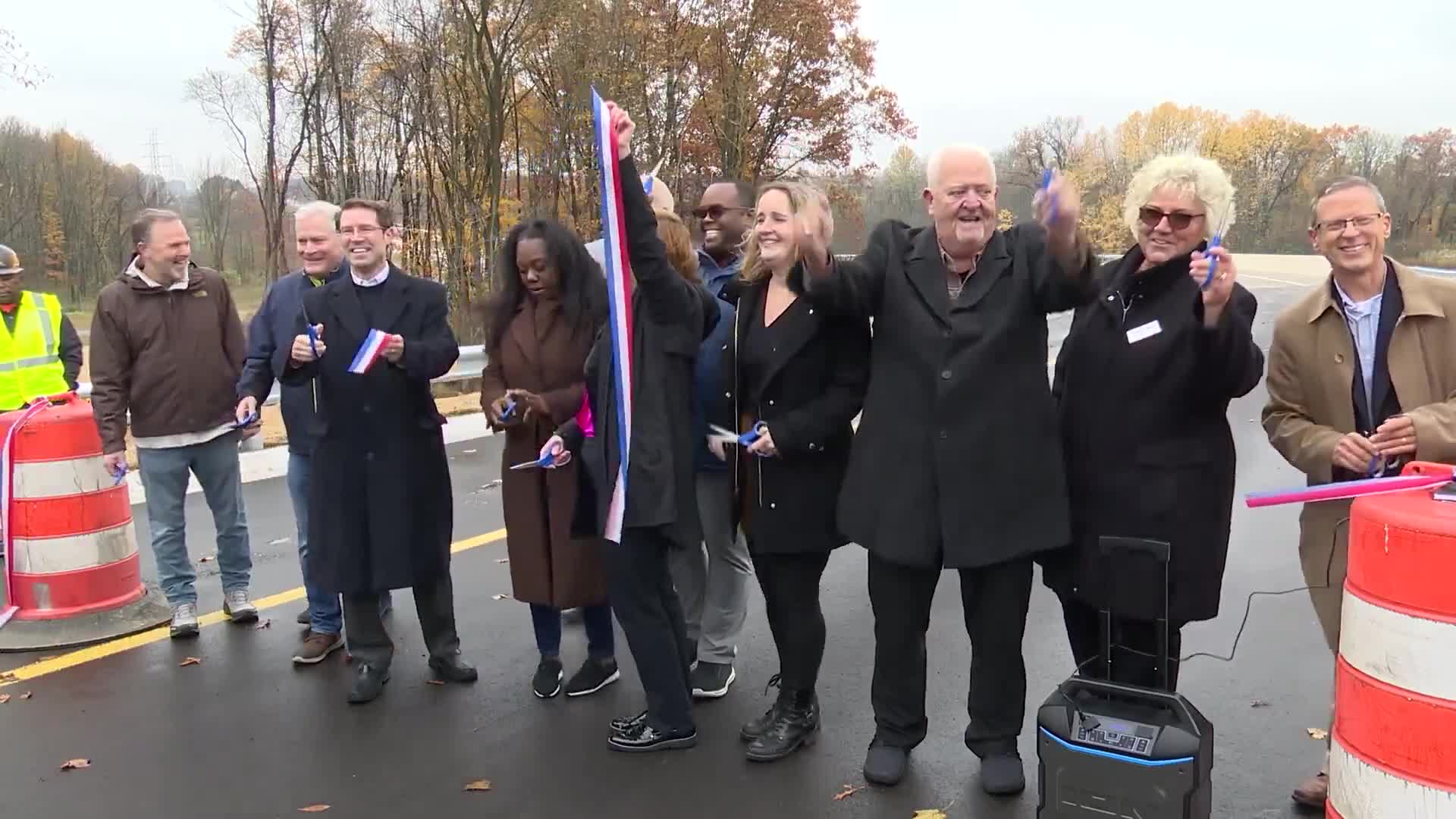 Kalamazoo US-131 Business Loop interchange project on schedule and on budget, speakers say