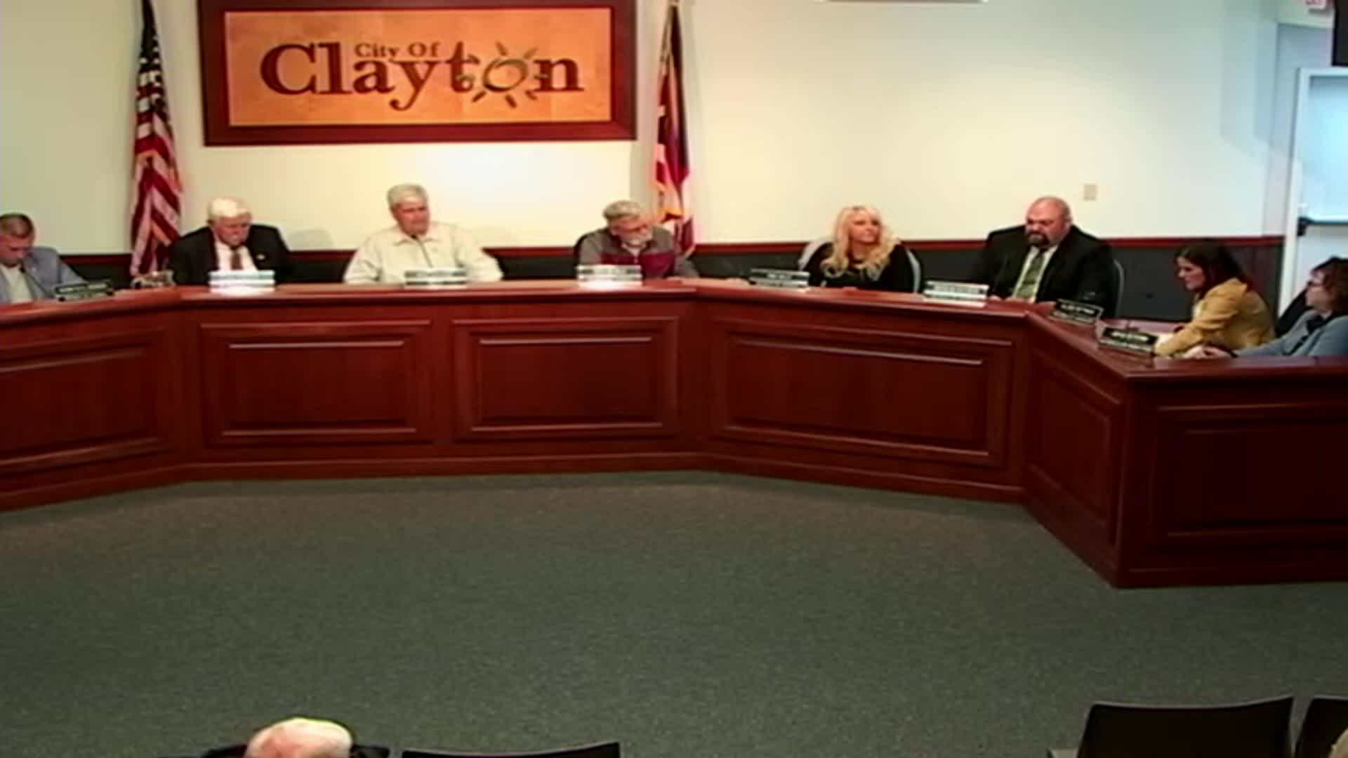 Residents raise safety and notification concerns over Frontier fiber work in Summer Sweep plat; city seeks contractor changes