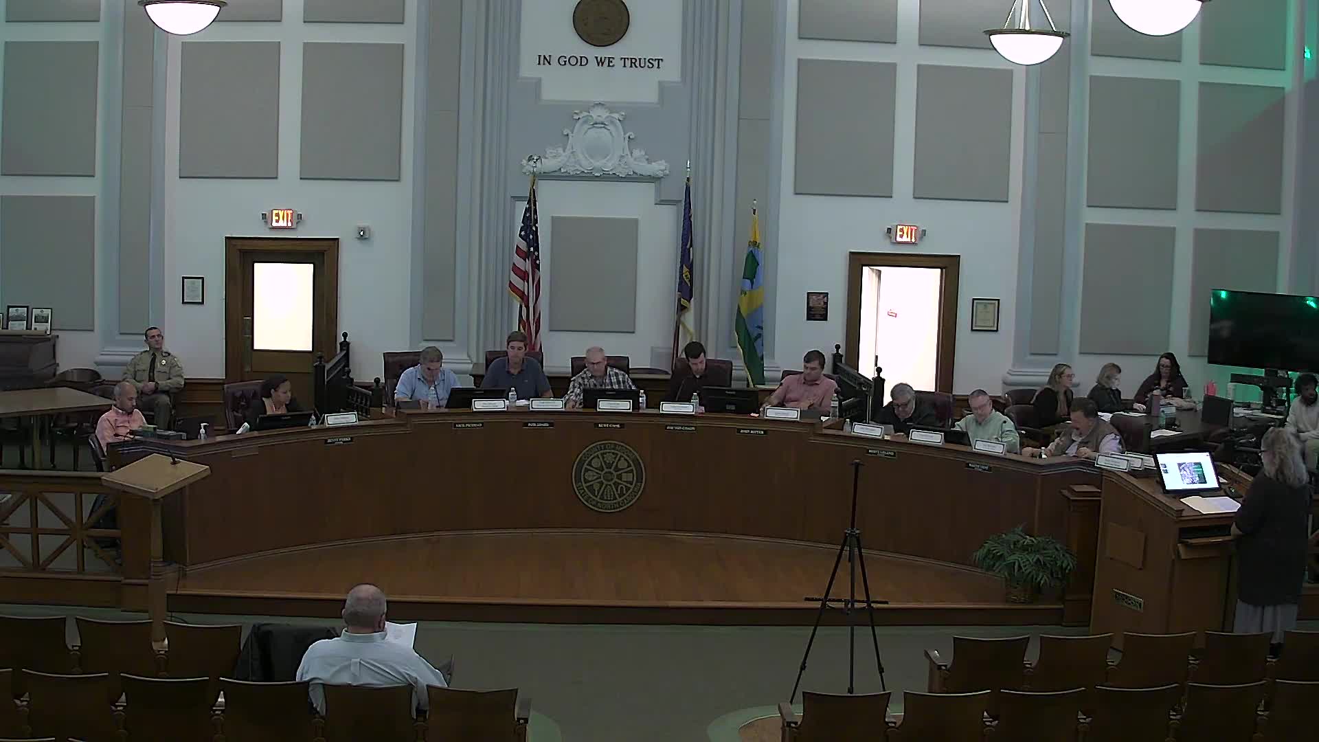 Planning Board recommends allowing, not requiring, owners to combine nonconforming lots