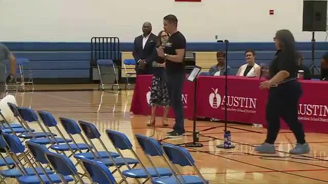 Parents press district on proposed dual‑language ‘wall‑to‑wall’ programs and impacts on neighborhood schools