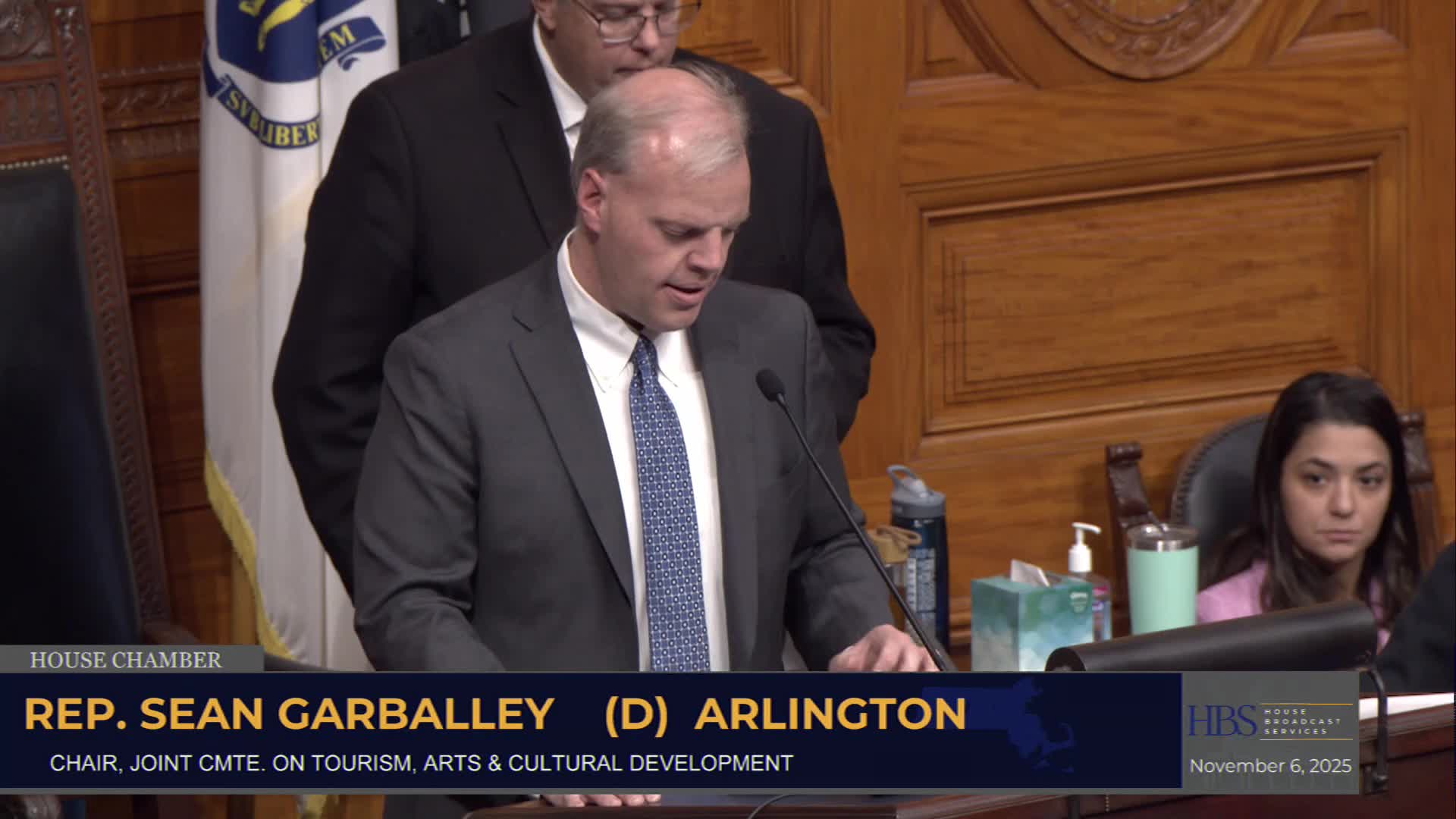 Mass. House adopts resolutions for retirees, observes tributes to veterans and officers