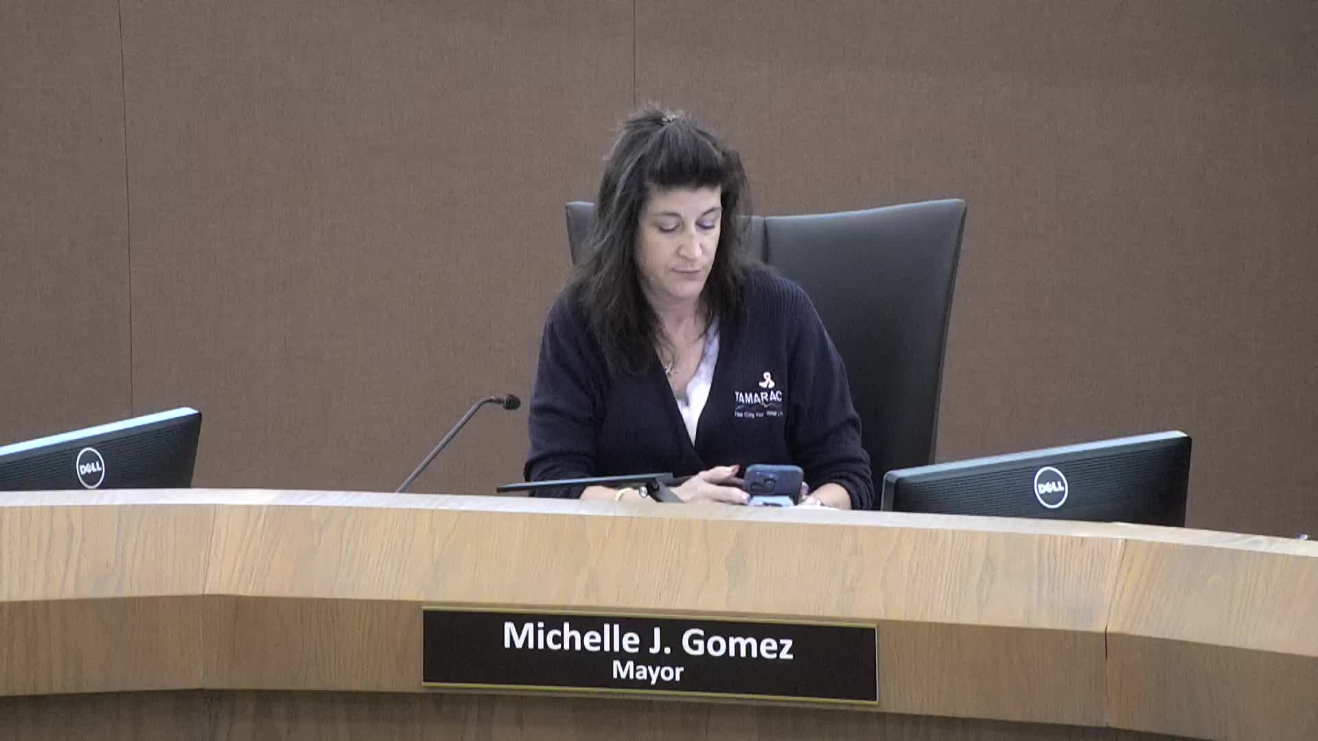 Tamarac commissioners signal consensus to name Commissioner Bolton vice mayor for 2026