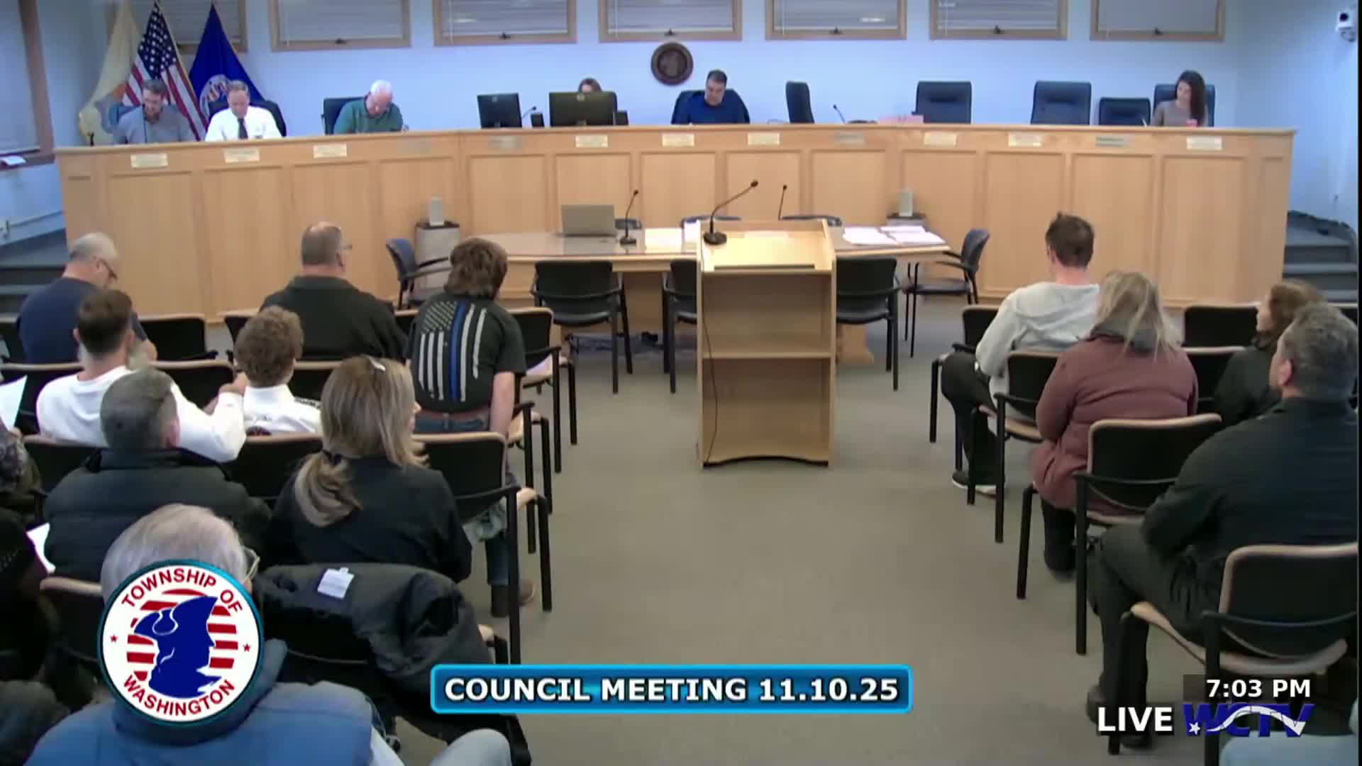 Town honors local jiu‑jitsu instructor for training support to police