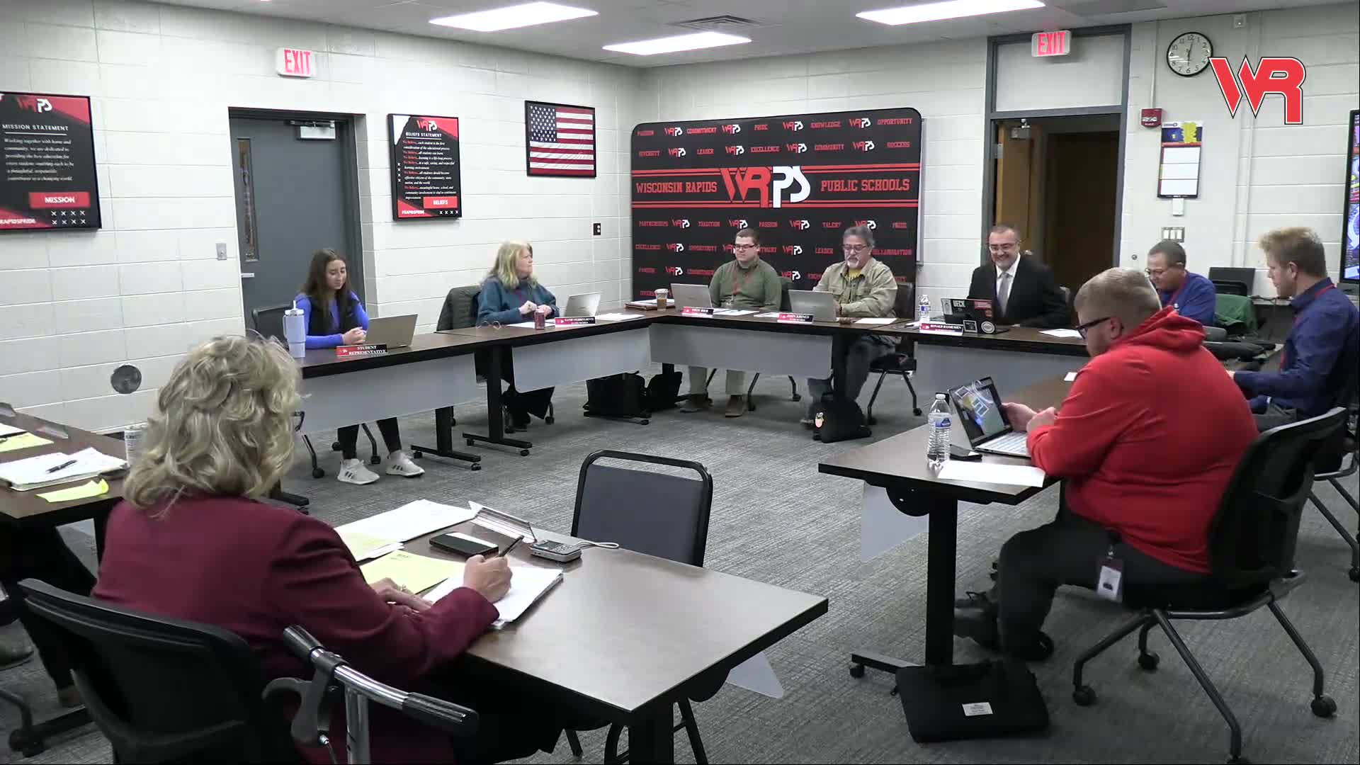 Second-graders show pioneer-day lessons, community field trips at Washington Elementary