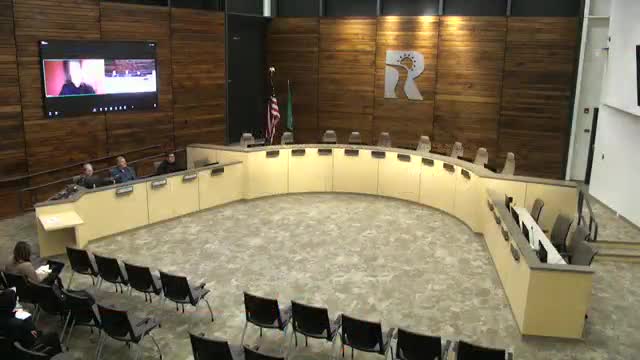 Richland hearing on Villages at Clearwater Creek focuses on 5‑foot rear‑yard setback deviation; staff recommends denial