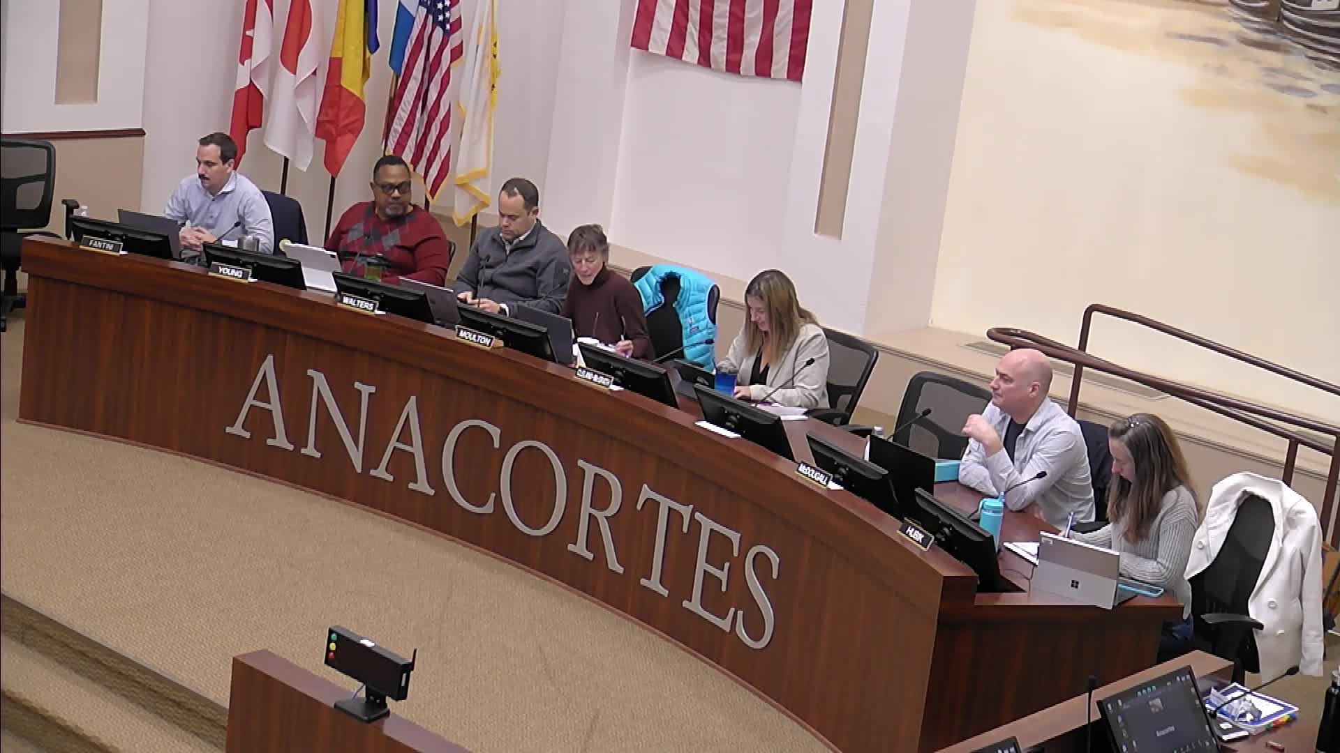 Anacortes adopts 1% property‑tax increase; council debates utility‑tax options