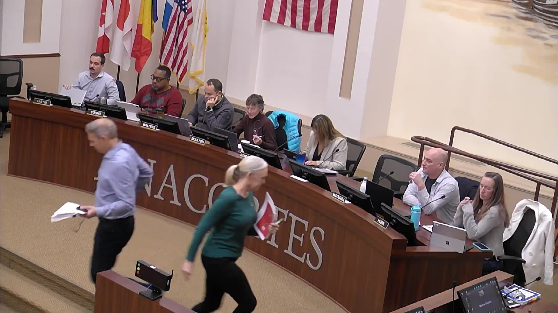 Council reviews comprehensive plan updates and clarifies building‑height step‑back standard