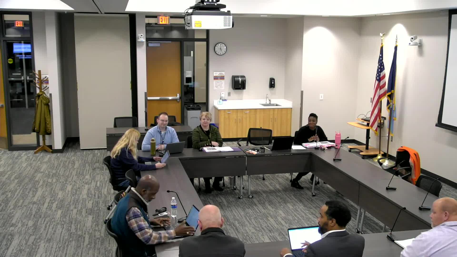 Duluth schools outline 1st Street building construction, introduce $9,000,080 bond and property sale