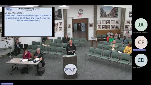 Resident urges Sedalia council to repeal Ordinance 12255, says it censors criticism