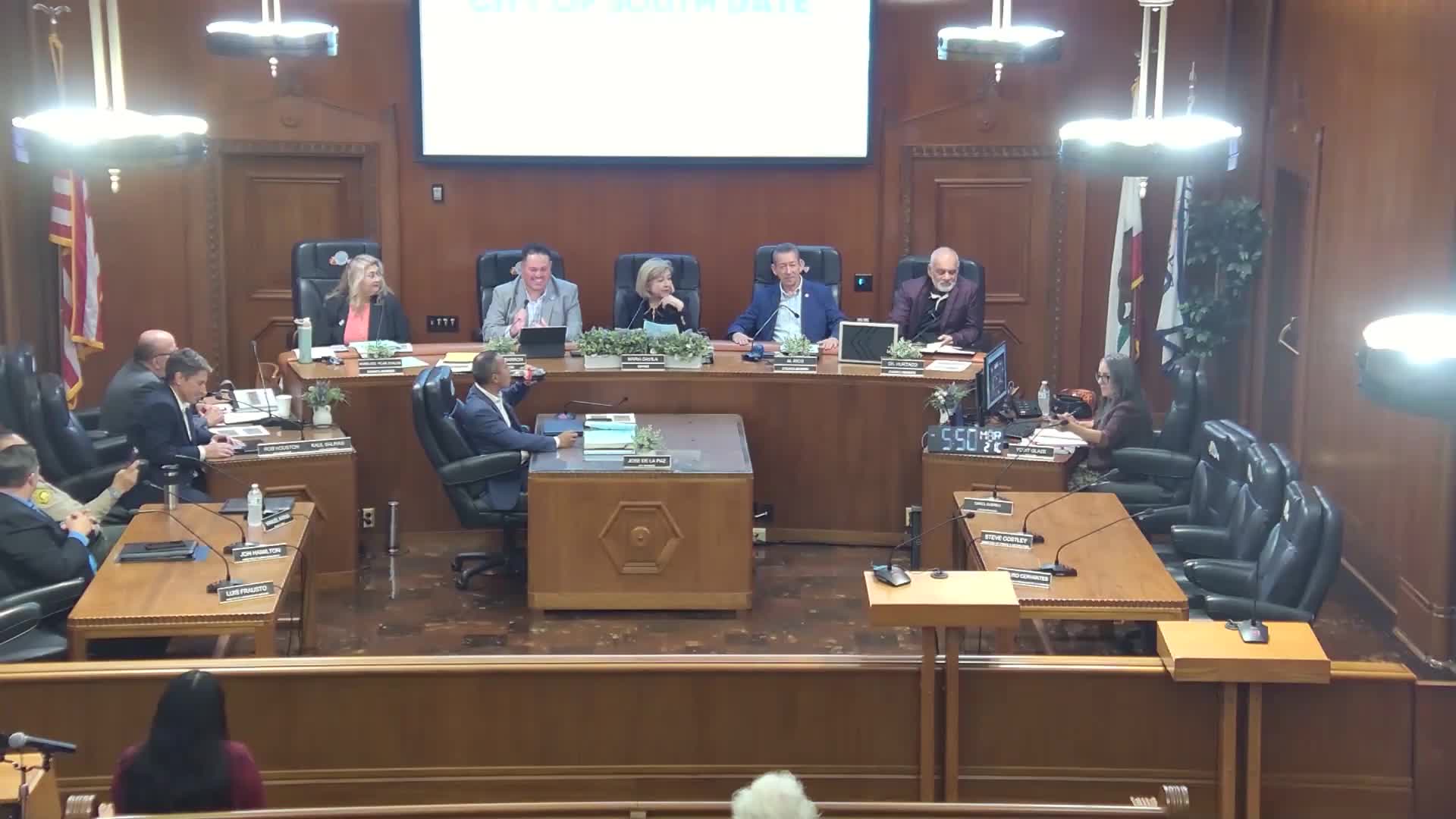 South Gate council recesses into closed session on multiple lawsuits after resident asks for public disclosure