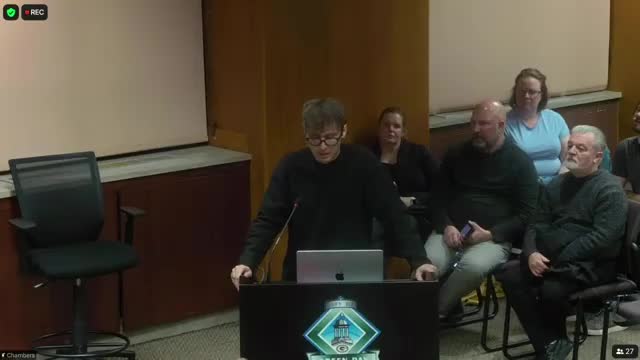 Debate over alley closure for Tarleton Theatre food‑truck park puts council on pause