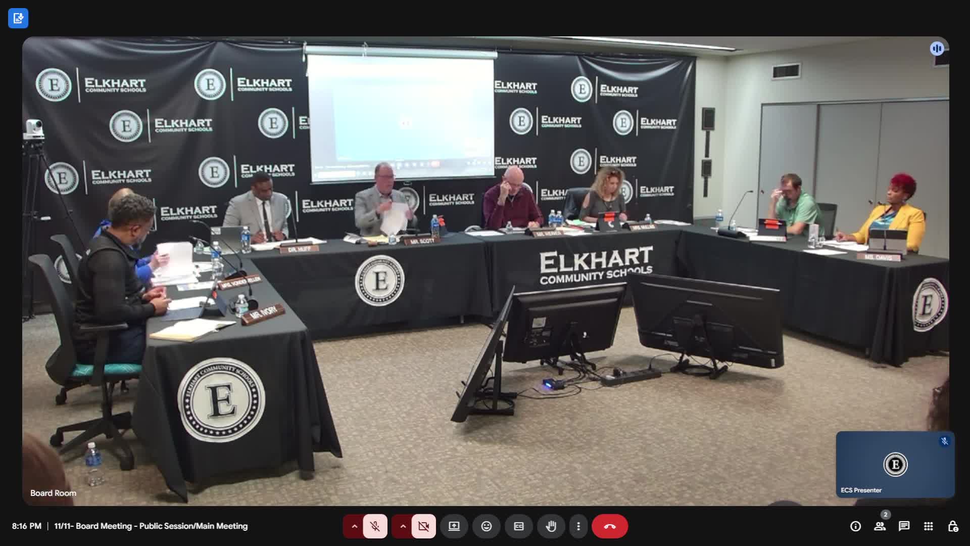 Board approves evening Career Center sessions to expand cosmetology and welding access