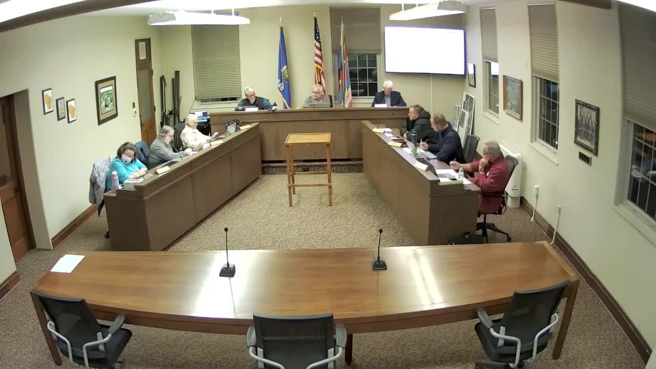 Council authorizes $5,000 payment to community group, accepts donation and approves bills