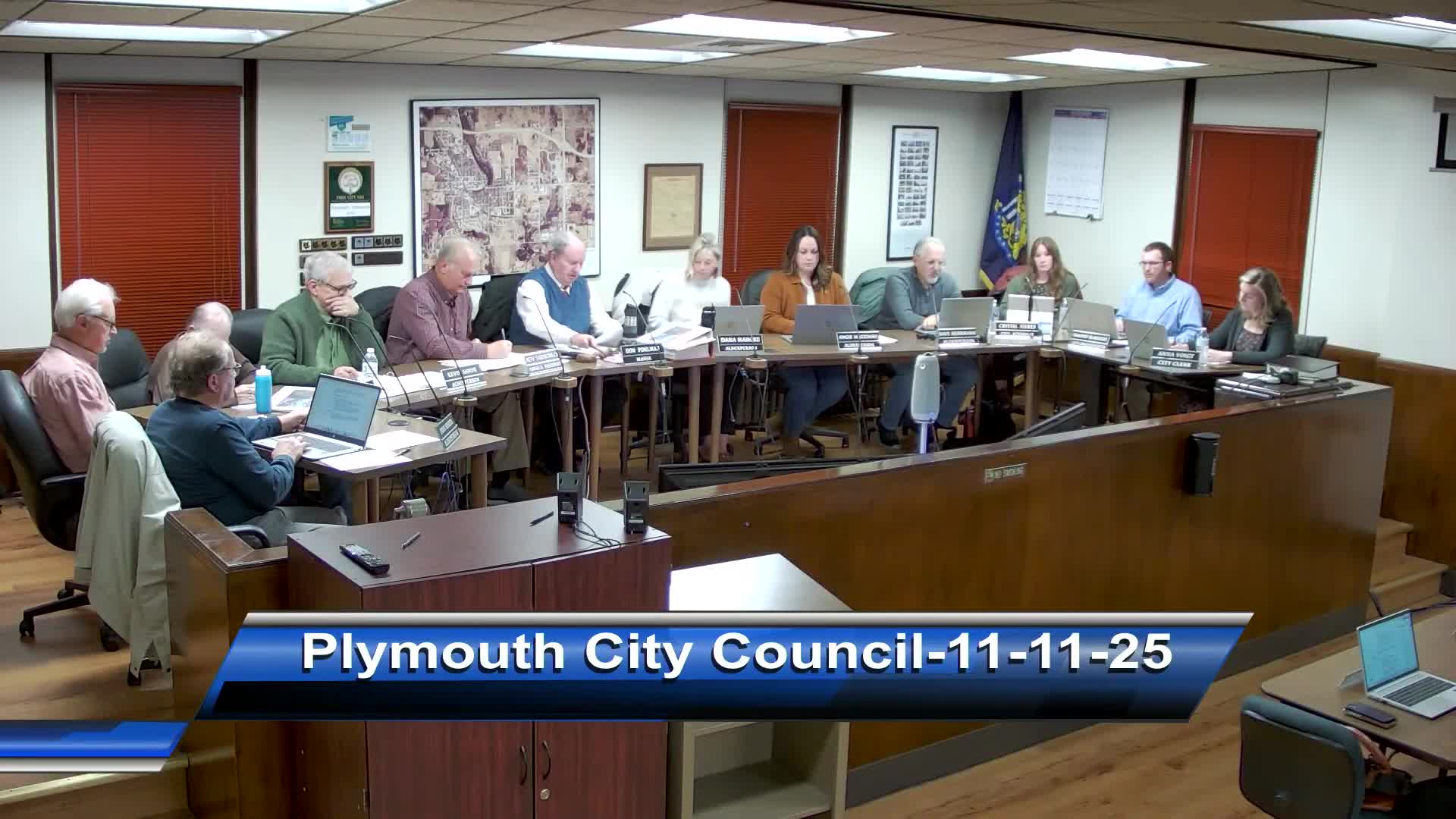 Council amends zoning to let city-owned public parking lots in previously restricted districts