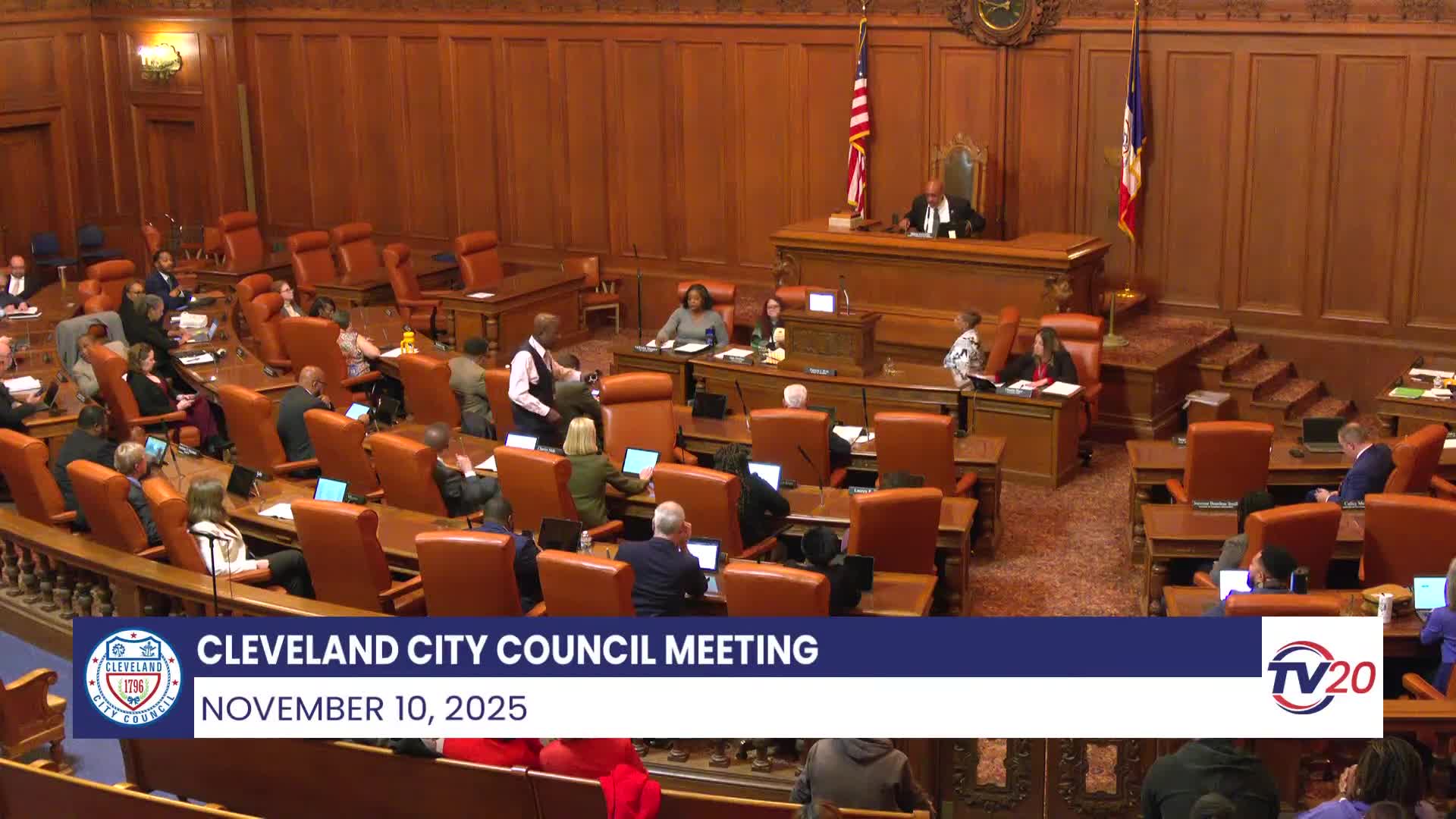 Council suspends rules, advances wide set of ordinances with unanimous votes