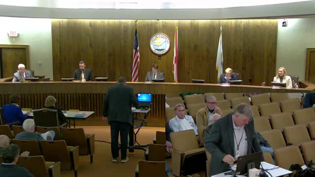 Fairhope awards Fly Creek dredging contract and OKs MOU with yacht club