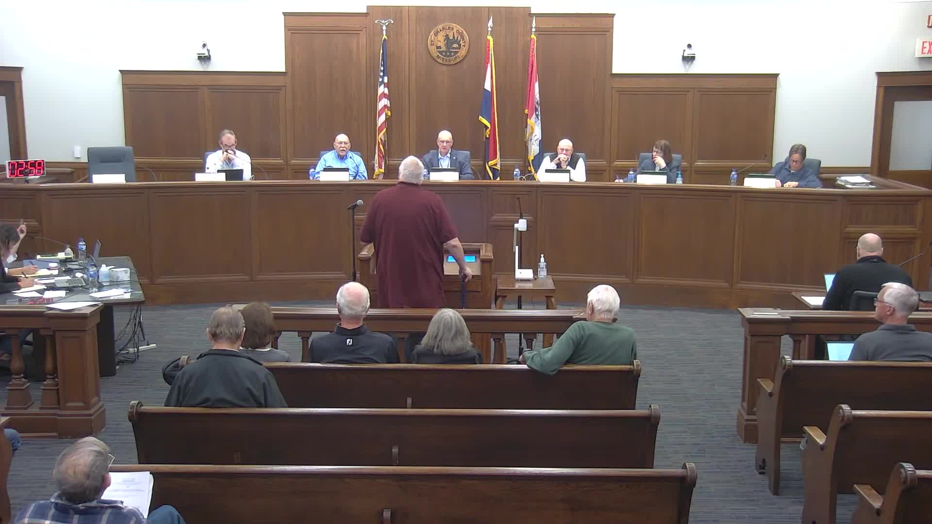 Residents urge council to stop Lake Saint Louis Boulevard extension, citing wetlands and neighborhood impacts