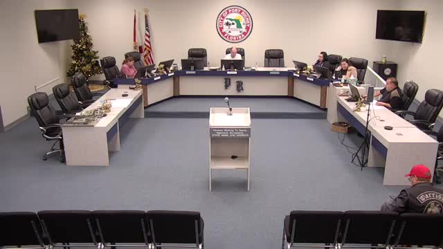 Port Richey Events Committee narrows plans for ‘Light Up City Hall,’ uses donated tent, hires band, orders porta‑potties