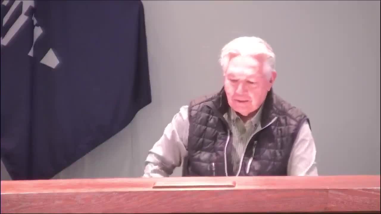 Resident urges tunnel, parking and lighting changes for planned bike-path link near I‑270