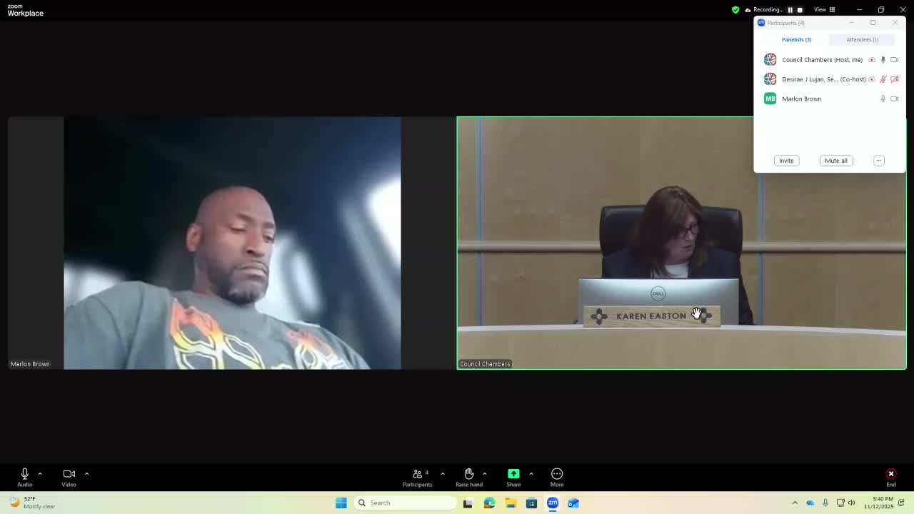 Planning commission approves setback variance for garage at 114 Piedra Loop