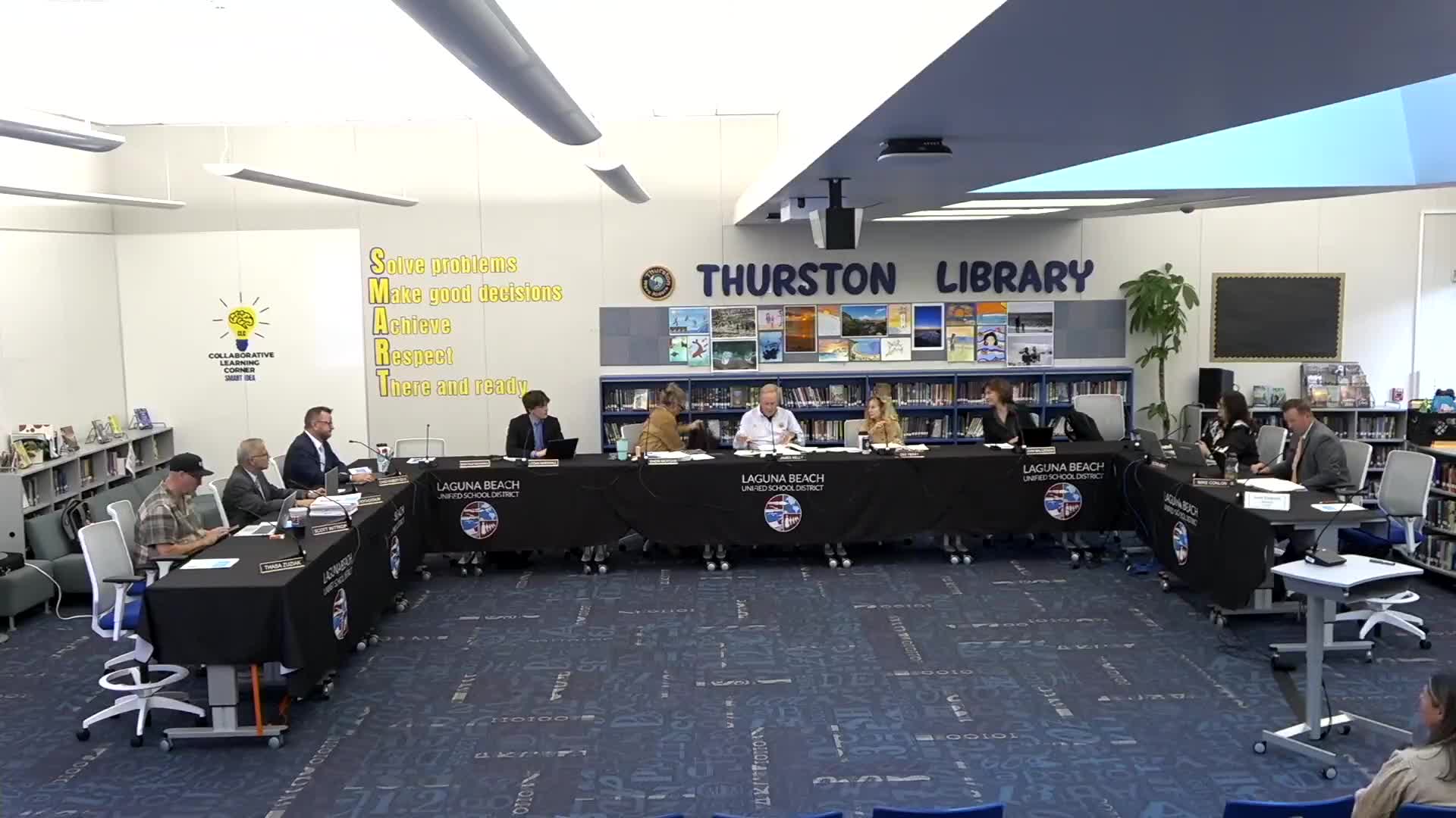 Laguna Beach Unified board keeps bylaws items on the agenda, adopts agenda