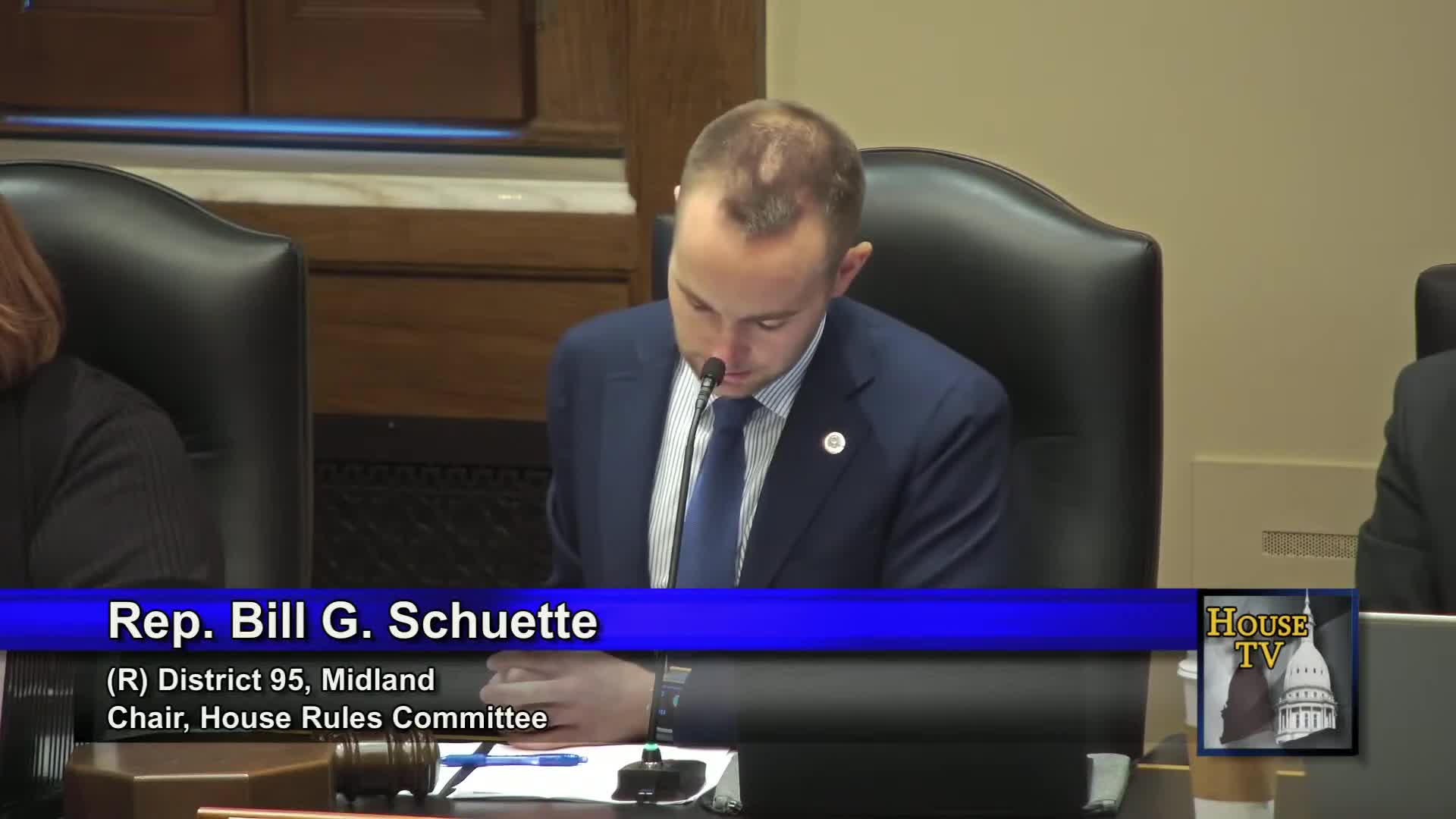 Committee hears testimony on bill to allow open-road tolling enforcement at international bridges