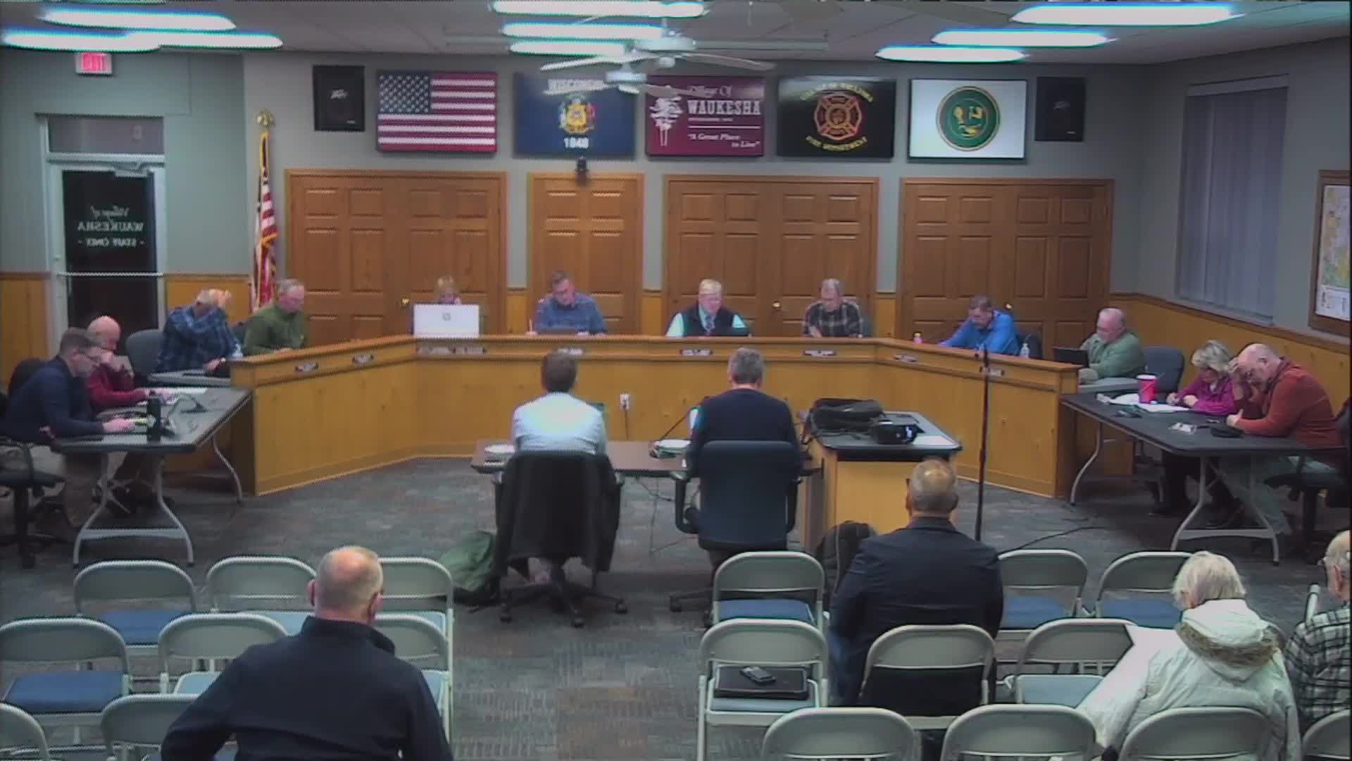 Developer returns with 22‑lot concept plan; commissioners split over 3‑acre minimum, cul‑de‑sac waiver