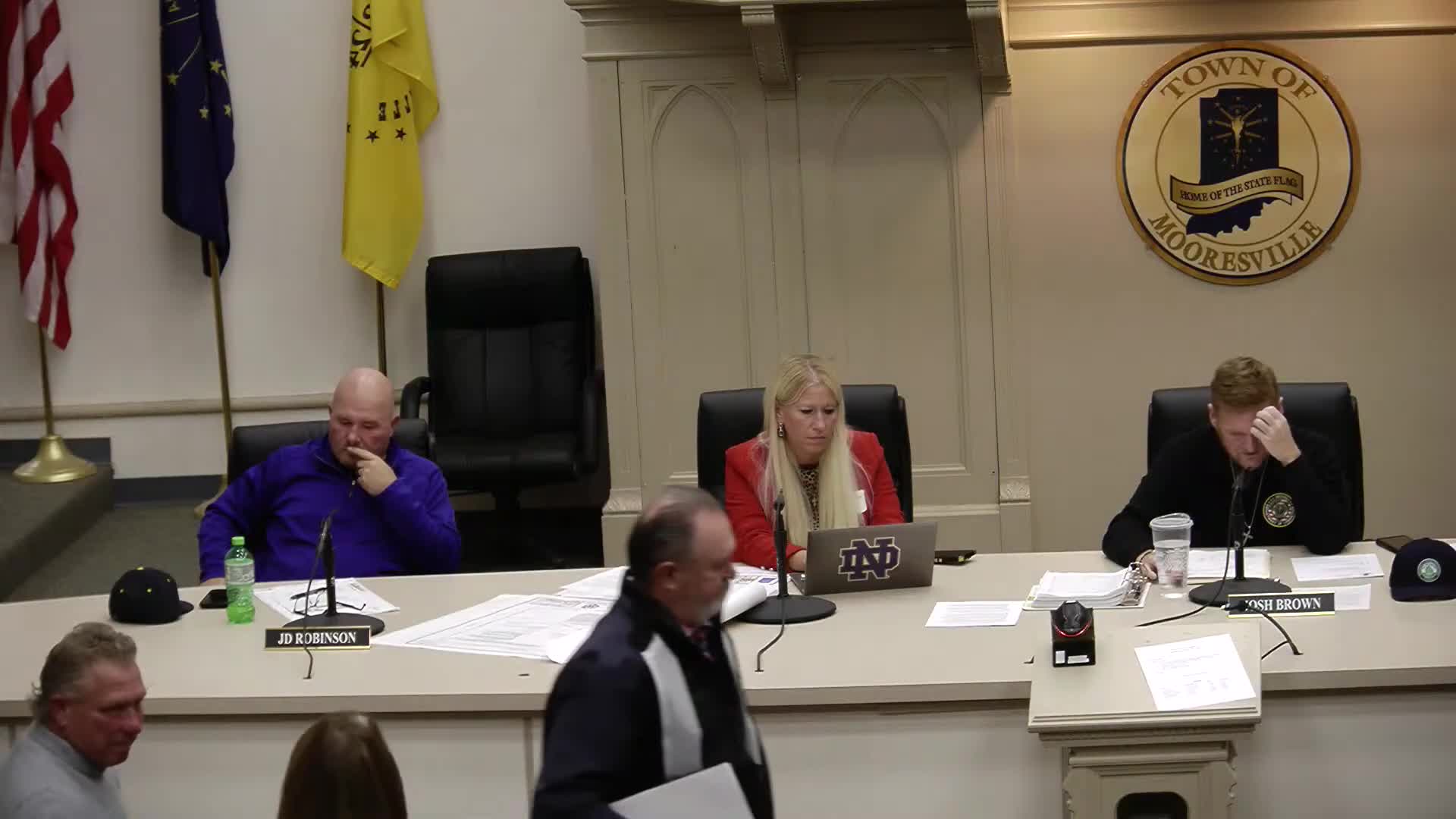 Planning commission sends East High Street rezoning with no recommendation after split vote