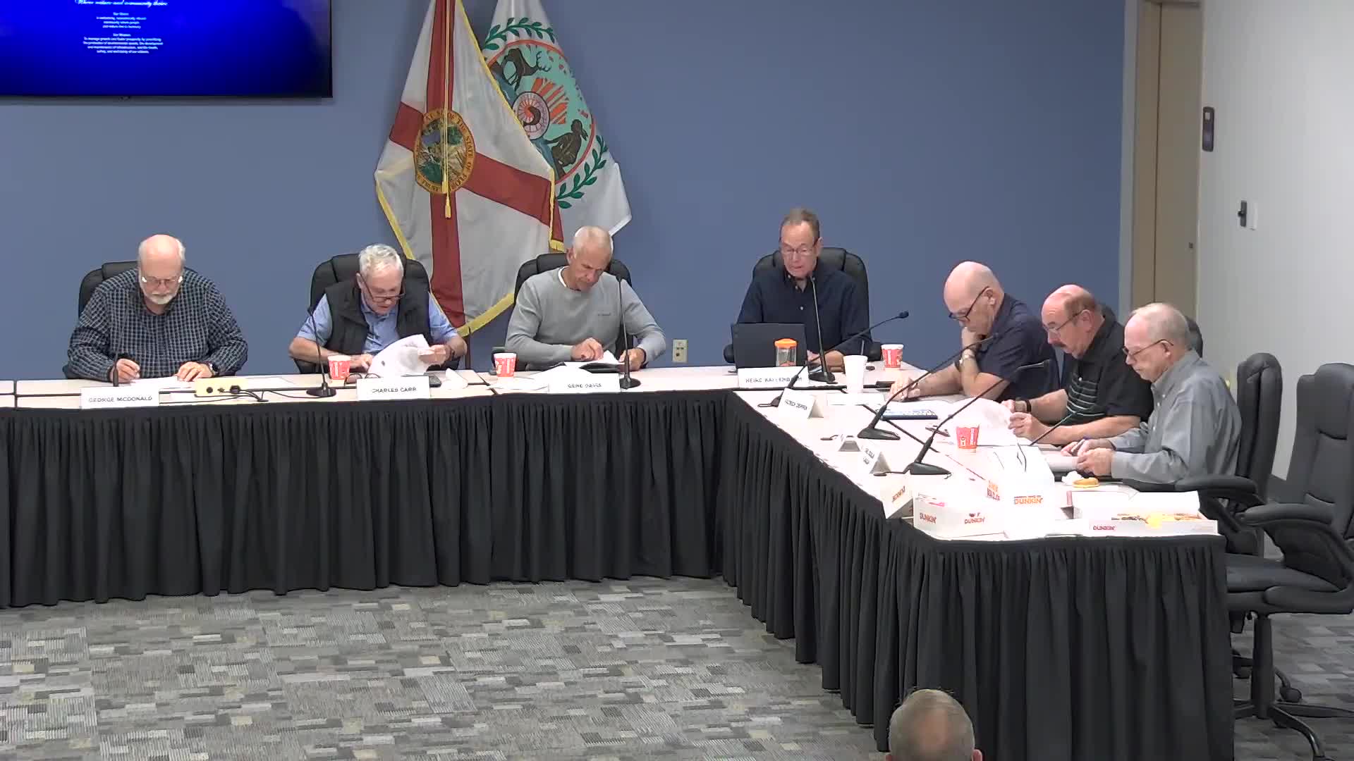 Citrus County board reviews runway repairs, FDOT $200,000 lighting grant and AWOS replacement timeline