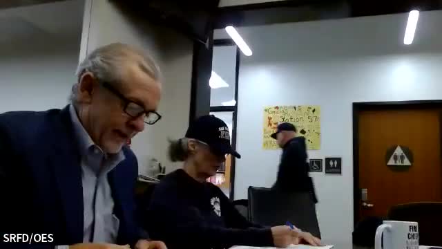 San Rafael fire commissioners table holiday decorations discussion; foundation readies fundraising plan