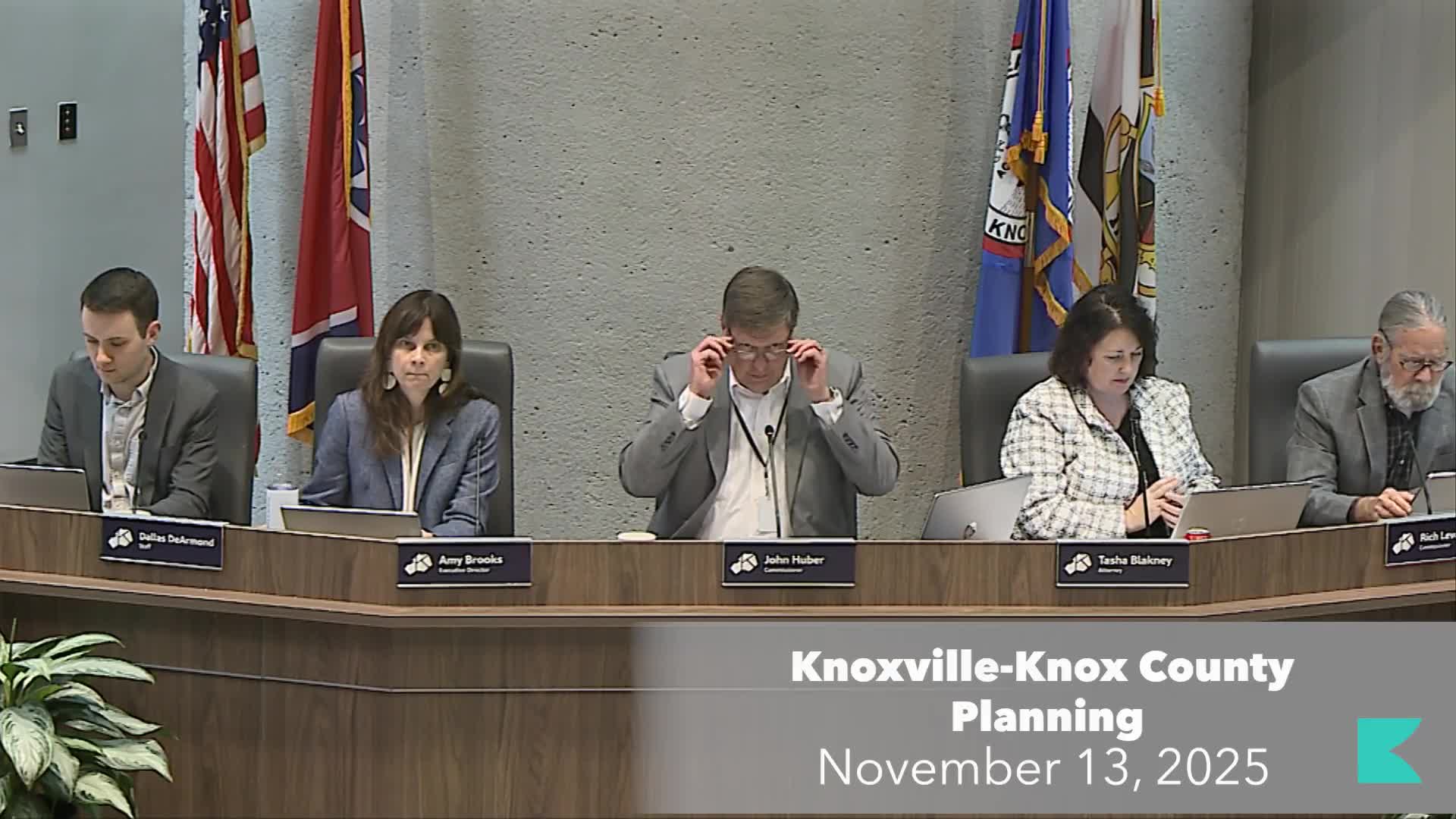 Commission approves use‑on‑review and development plan for 300‑unit multifamily project with stormwater conditions