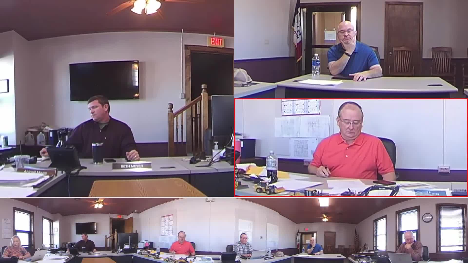 Iowa County board to hear Motorola on statewide radio option as Raycom maintenance costs rise