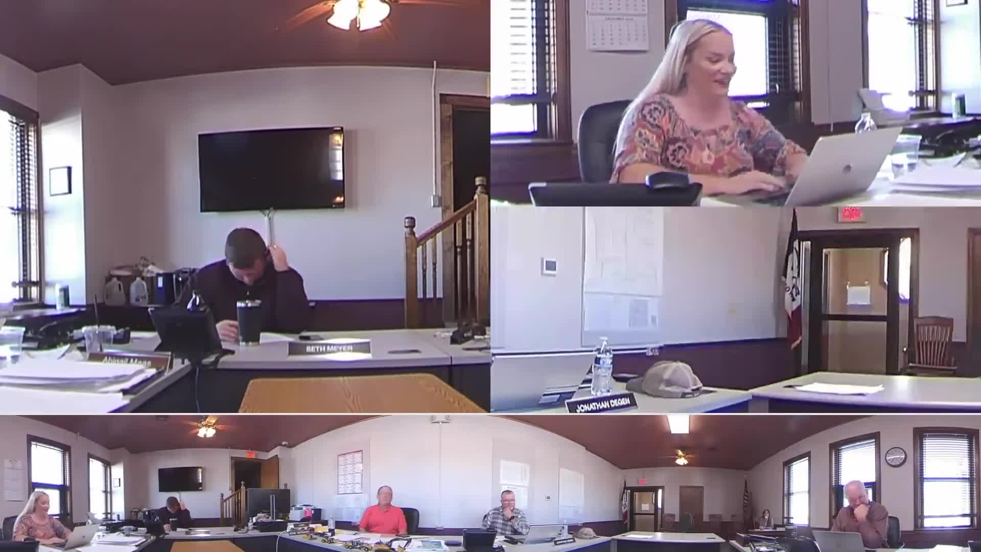 Iowa County board asks 911 board to reconsider changing coordinator to 32‑hour position