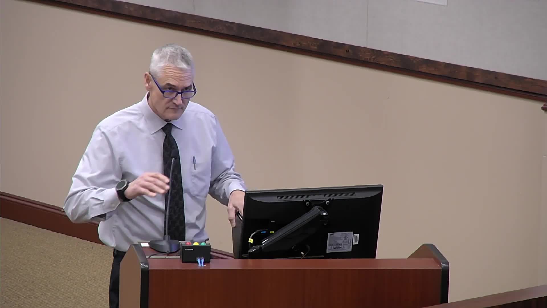 Anacortes reviews $115.4 million 2026 draft budget and weighs opioid‑settlement allocations for local programs