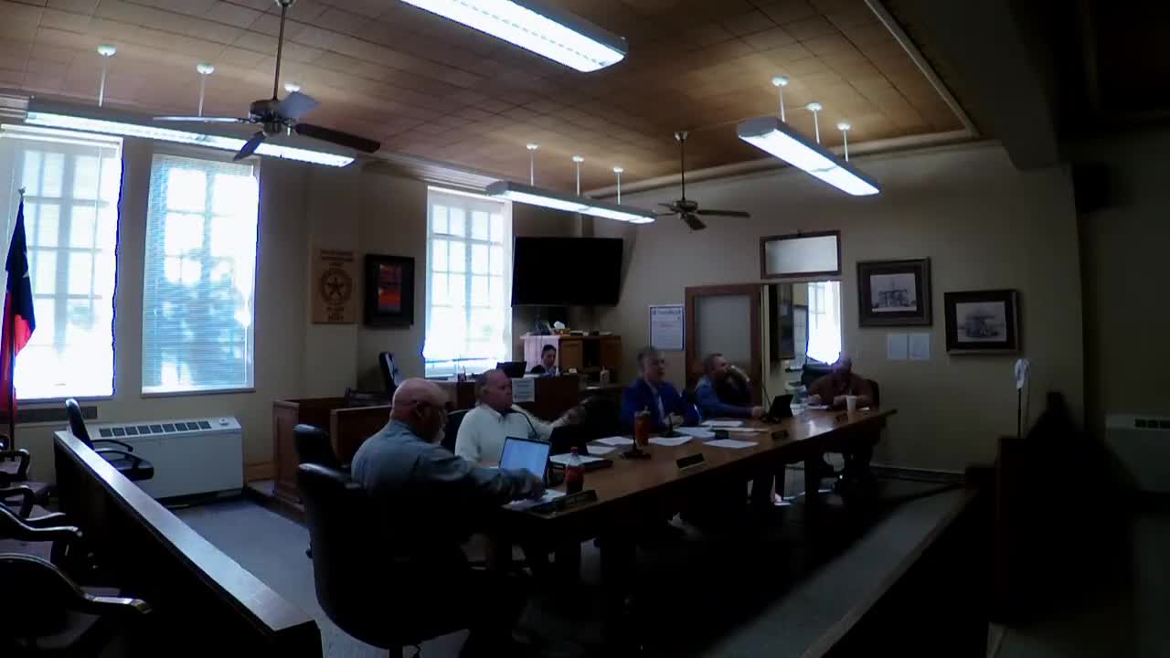 Residents urge caution over proposed 850‑acre data center, citing water, traffic and property impacts