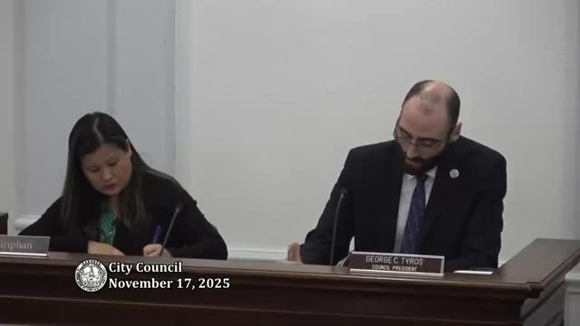 Gardner council advances nonunion salary ordinance after amendments on lifeguards, credit caps and assistant pay