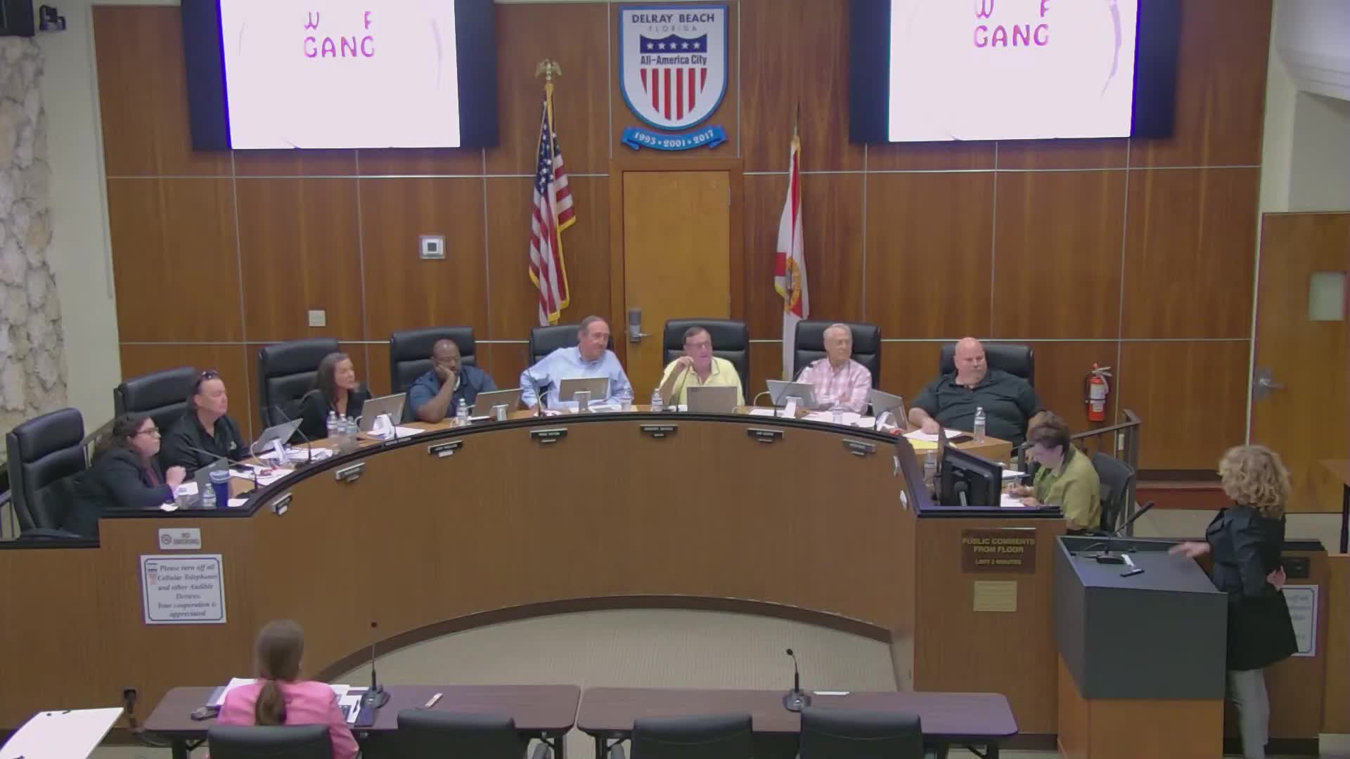 Board recommends conditional‑use approval for boutique pet grooming and retail at West Atlantic plaza