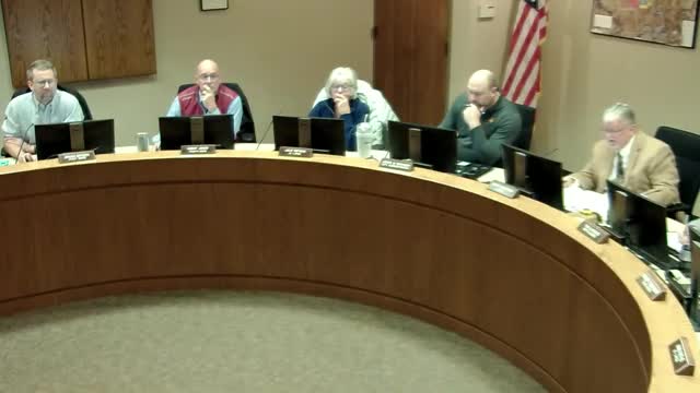 Waverly council rezones former Washington Irving Elementary to R‑3, adopts ordinance on third reading