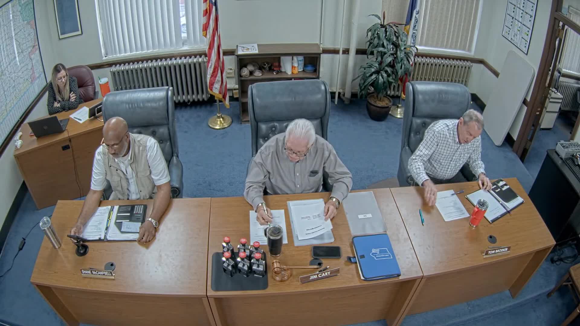 Des Moines County supervisors approve $297,338.45 in claims; approve hires and canvass results