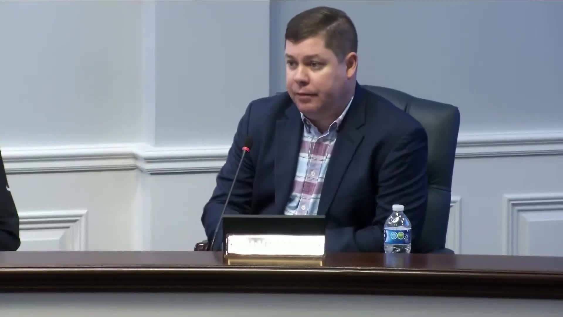 Carmel redevelopment commission vote on shifting meetings to daytime fails in tie