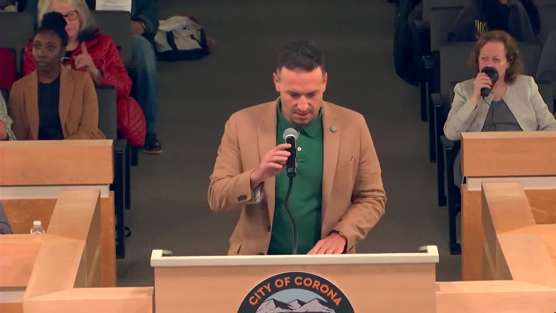 Corona Council Advances Mobile‑Home Rent Stabilization Ordinance in First Reading After Hours of Testimony