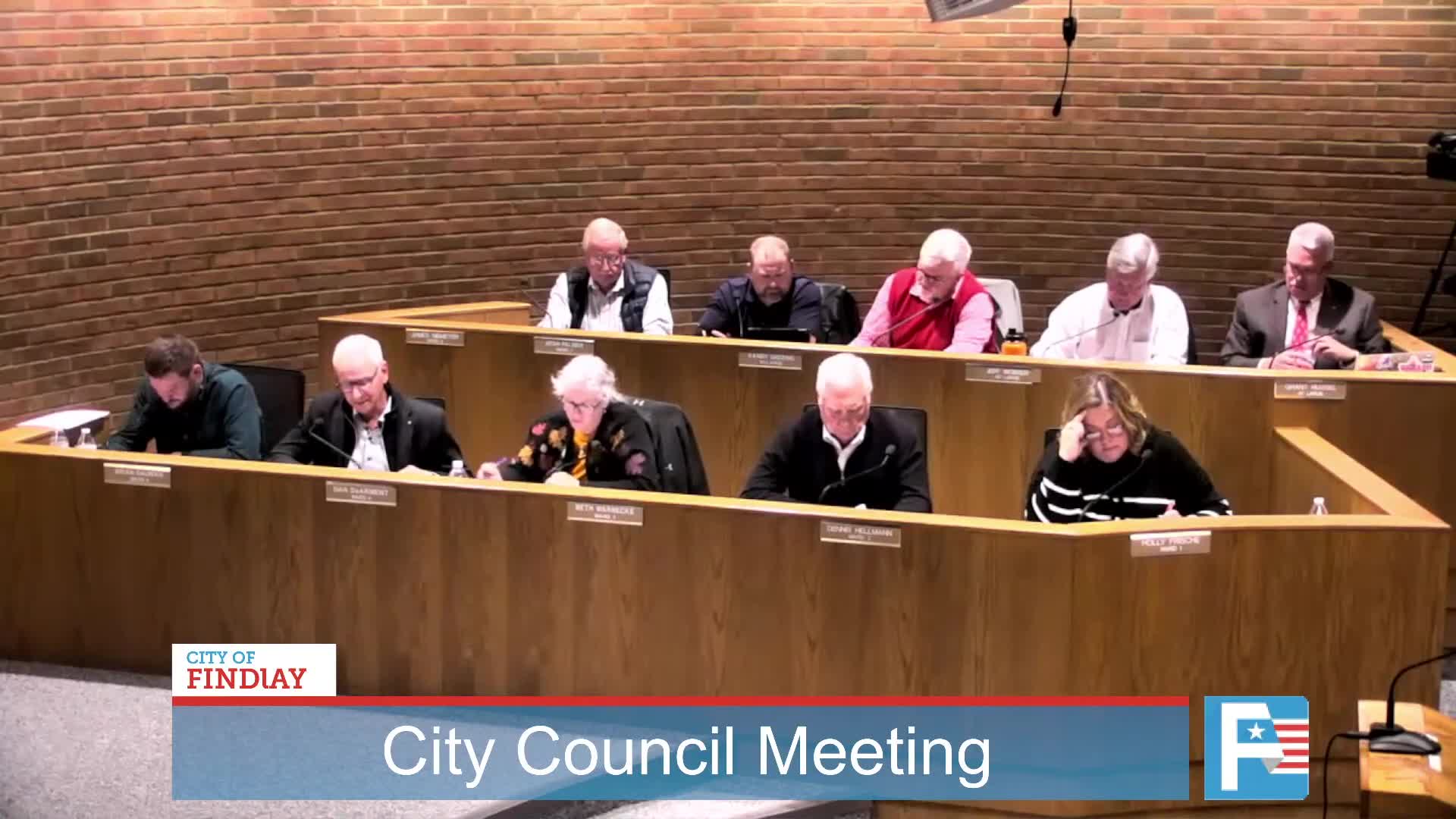 Findlay council approves multiple ordinances, adopts temporary vape moratorium and several grants