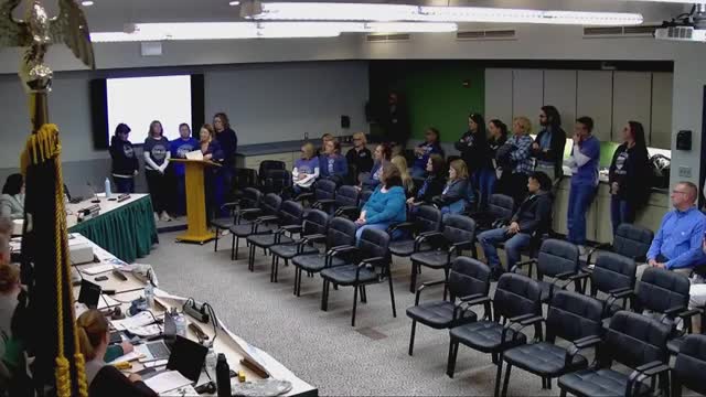 Woodland teacherss union urges board to address staffing and pay without conditions