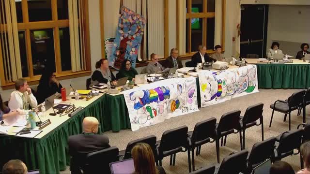 Auditor issues clean opinion on FY25 finances; board discusses math declines and Chromebook use