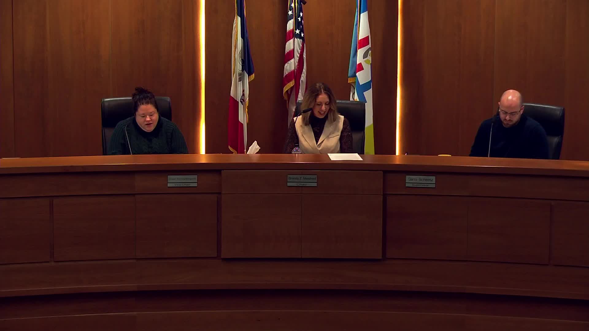 Linn County supervisors debate 3.5% vs. 4% salary placeholder as FY2027 budget cycle begins