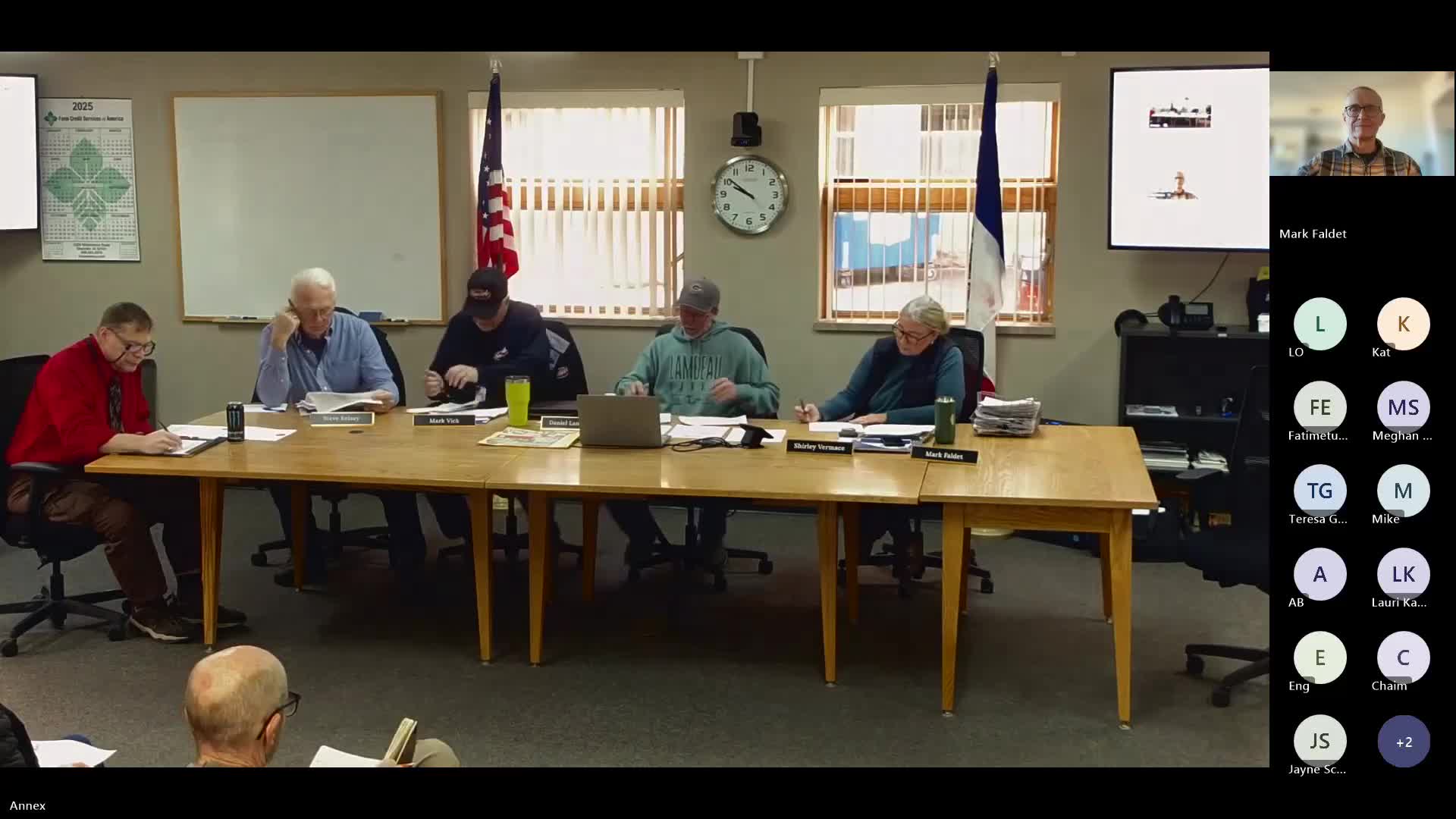 Supervisors approve replacement recycling truck and hire on-call driver